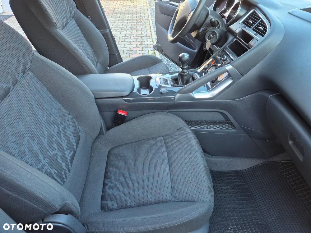 Peugeot 3008 1.6 Allure - 17