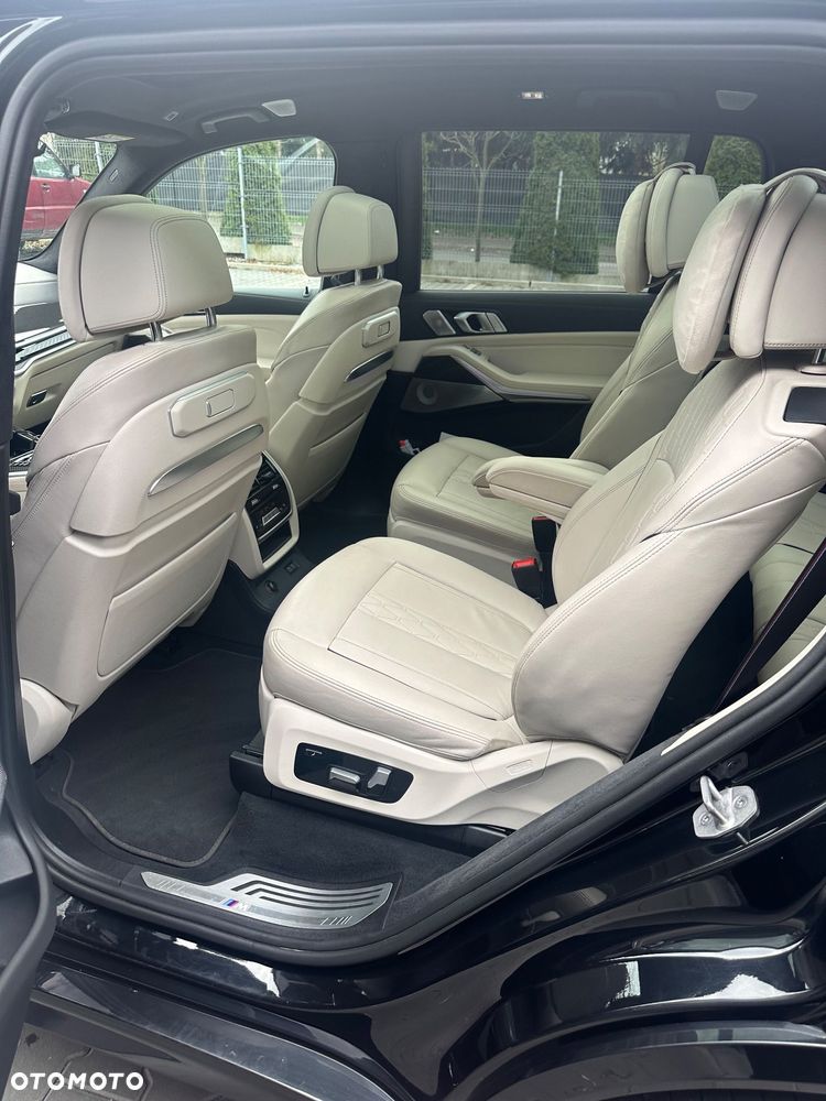 BMW X7 M60i xDrive mHEV sport - 8