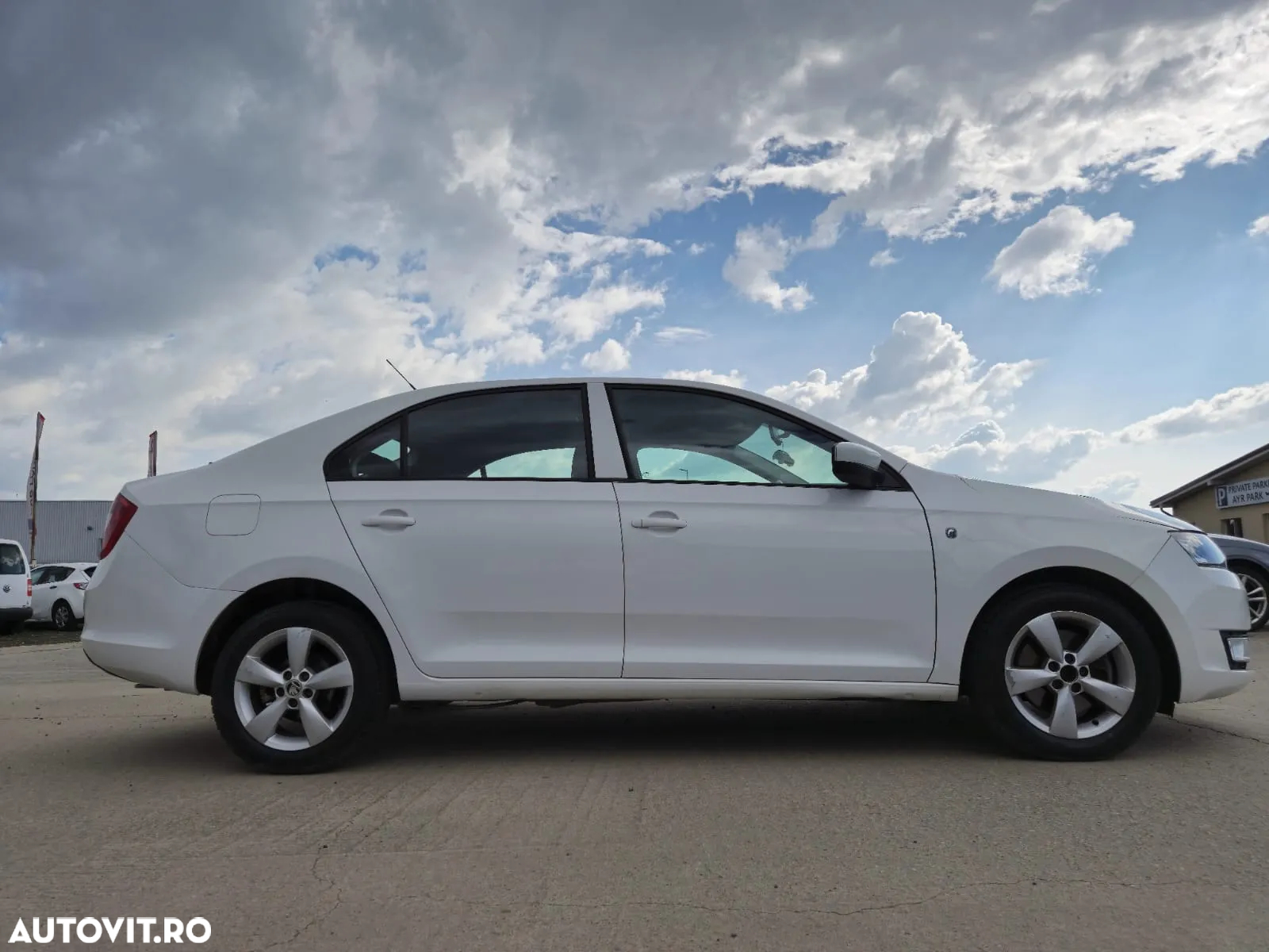 Skoda RAPID 1.6 TDI Ambition - 8