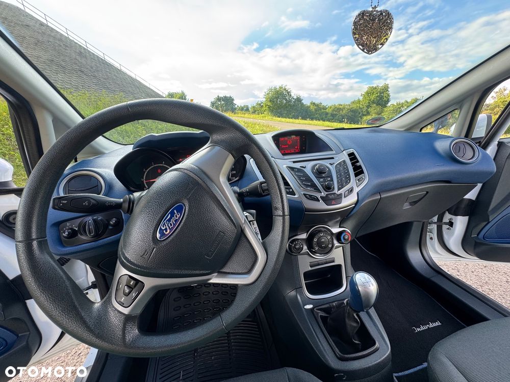 Ford Fiesta - 20