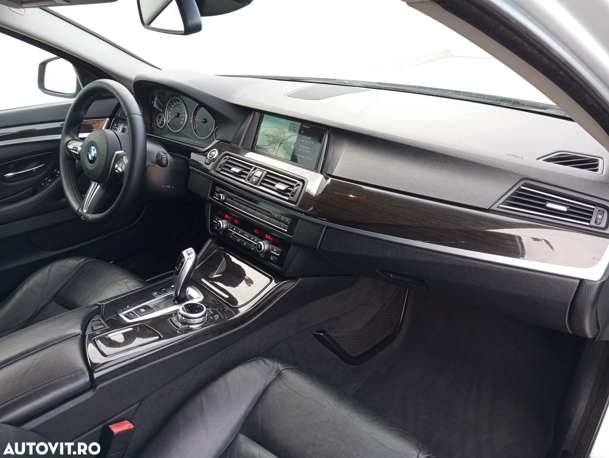 BMW Seria 5 520d Touring Aut. - 25