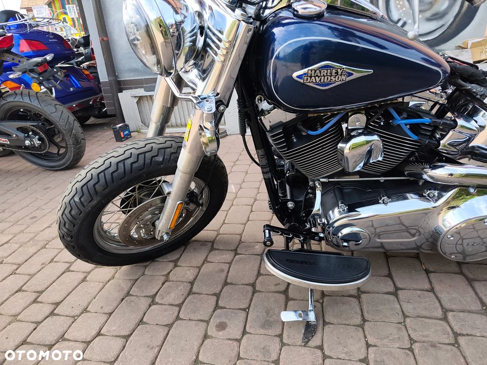 Harley-Davidson Softail Heritage Classic - 16