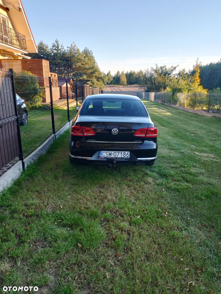 Volkswagen Passat - 17