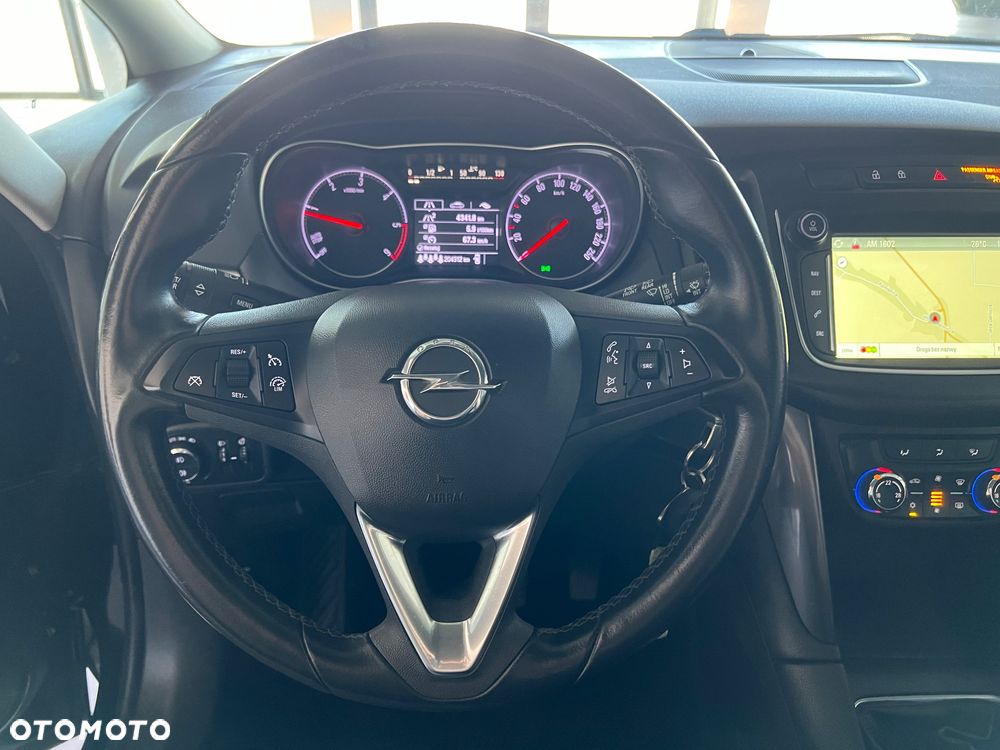 Opel Zafira - 18