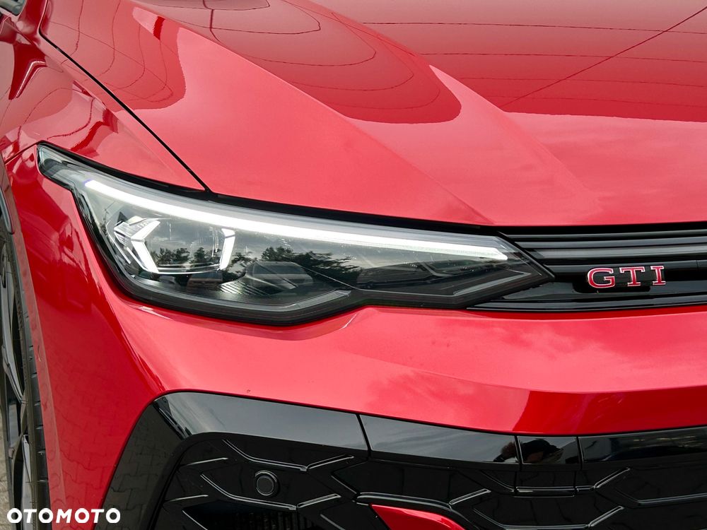 Volkswagen Golf VIII 2.0 TSI GTI Clubsport DSG - 27