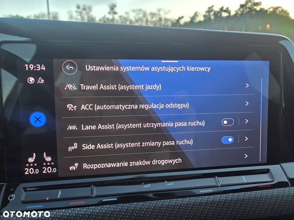 Volkswagen Golf 1.5 TSI OPF R-Line - 16