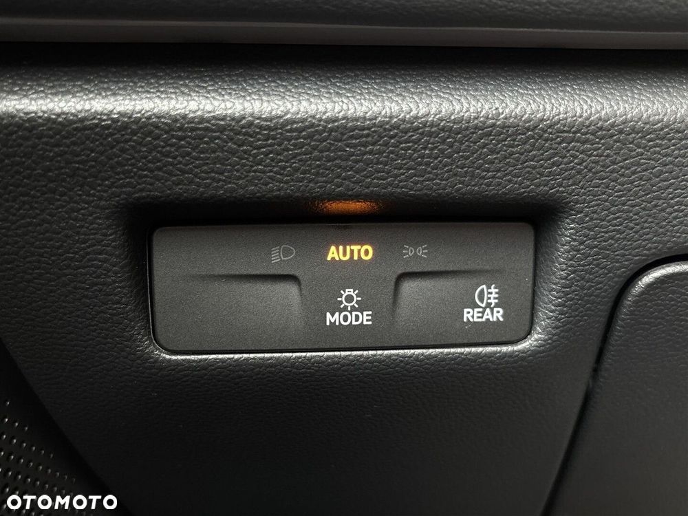 Volkswagen Passat - 19
