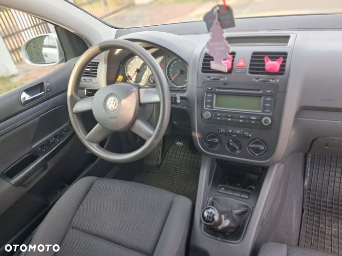 Volkswagen Golf - 10