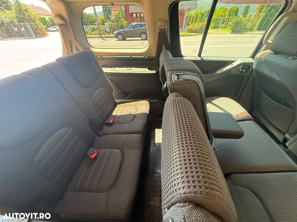 Nissan Pathfinder - 6