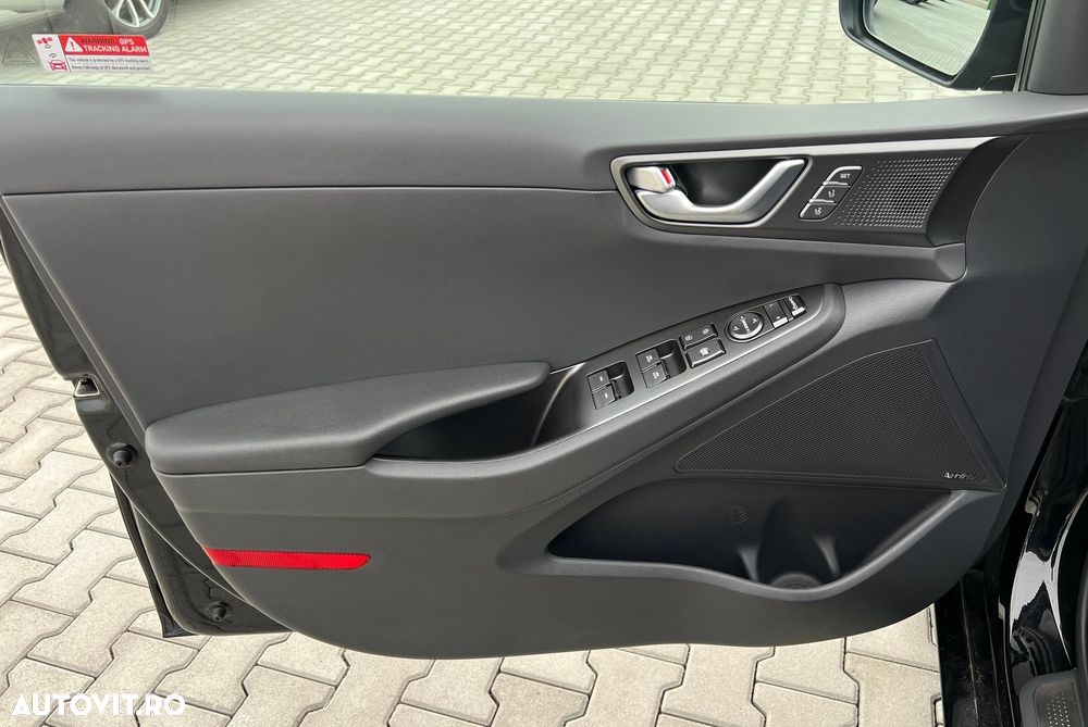 Hyundai IONIQ 1.6 GDI Style - 22