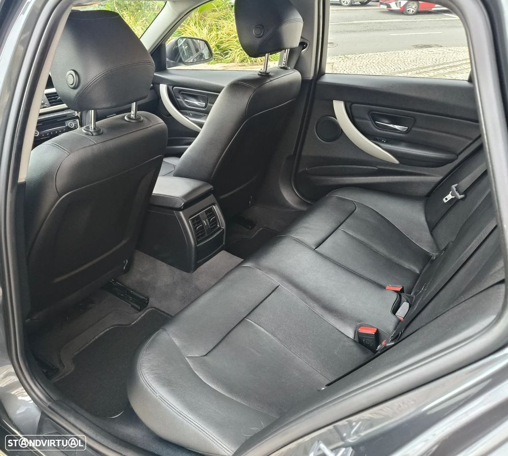 BMW 320 d Advantage Auto - 22