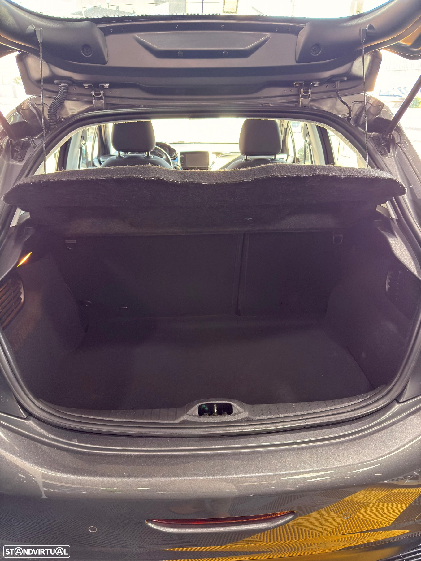 Peugeot 208 82 VTI Allure - 31