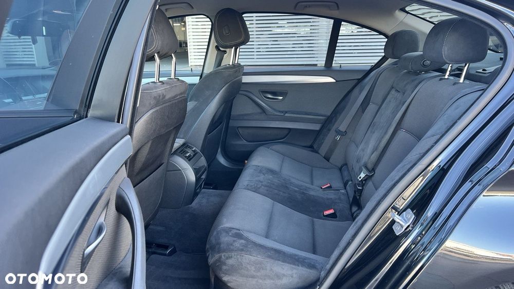 BMW Seria 5 530d - 11