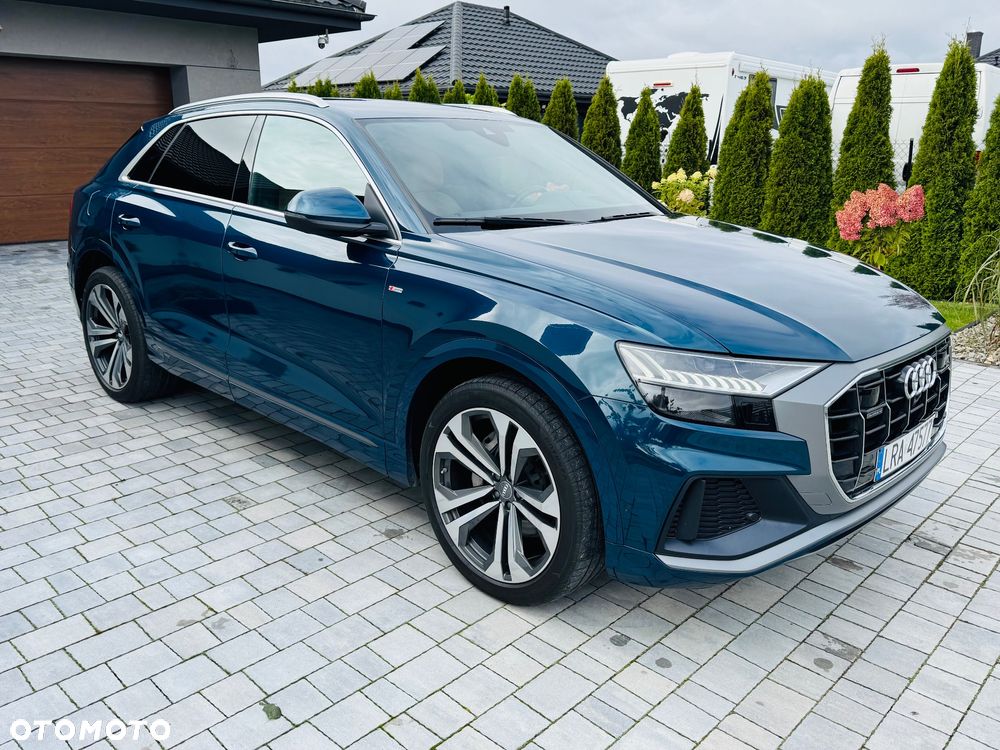 Audi Q8 - 10