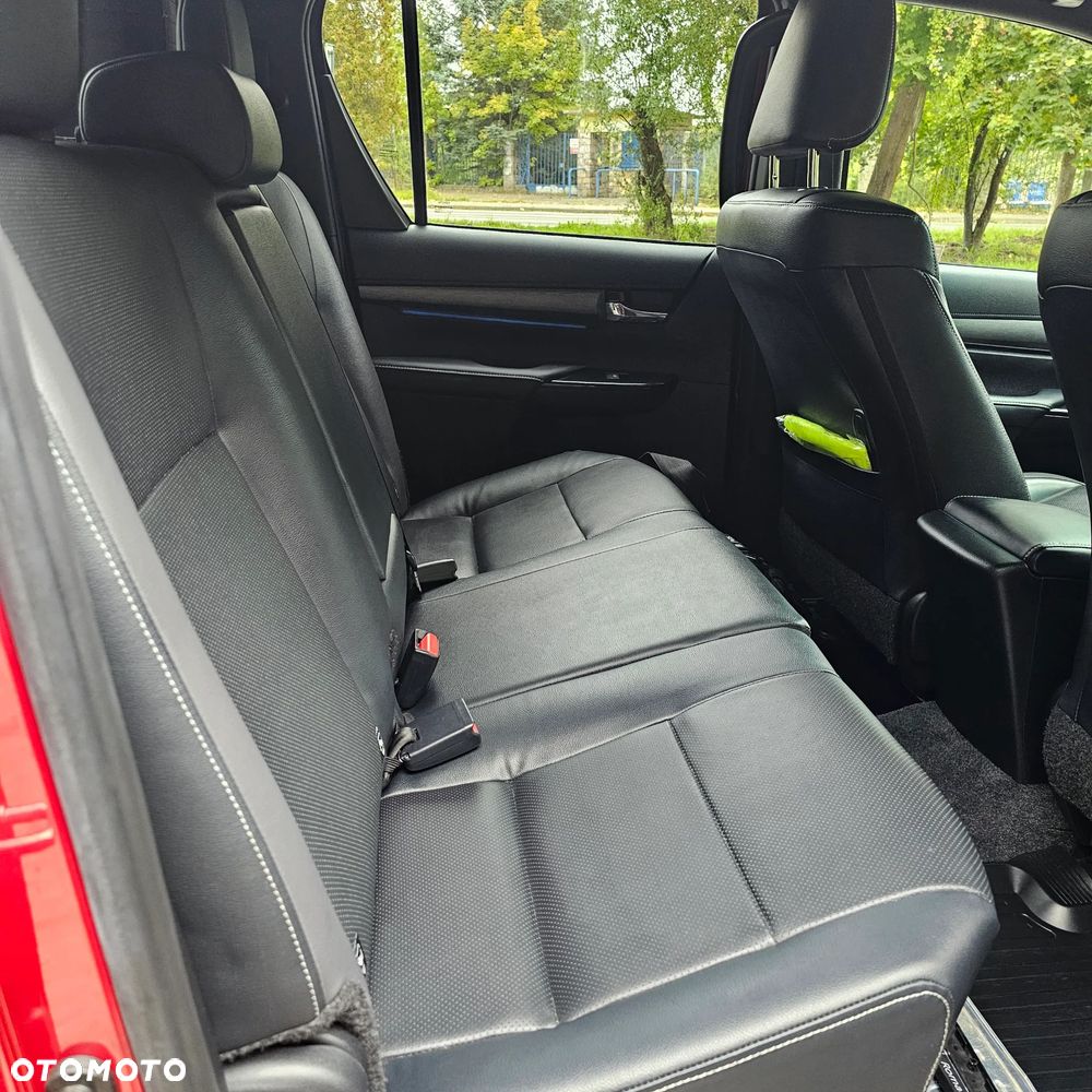 Toyota Hilux 2.8 D-4D Double Cab Invincible 4x4 - 10
