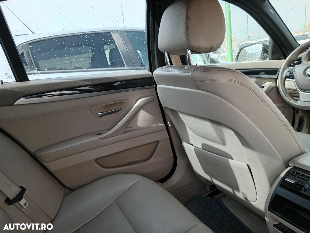 BMW Seria 5 520d - 6