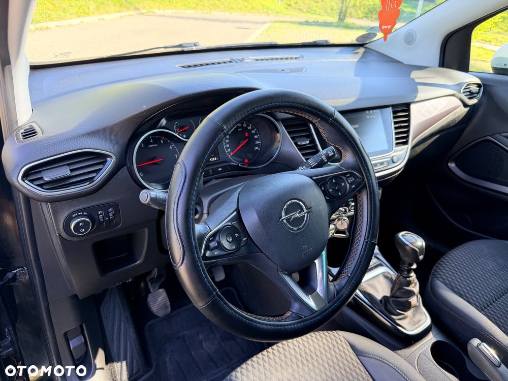 Opel Crossland X - 16