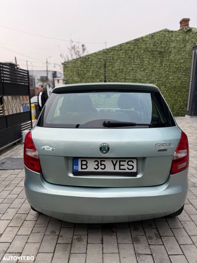 Skoda Fabia 1.2 HTP Family - 4
