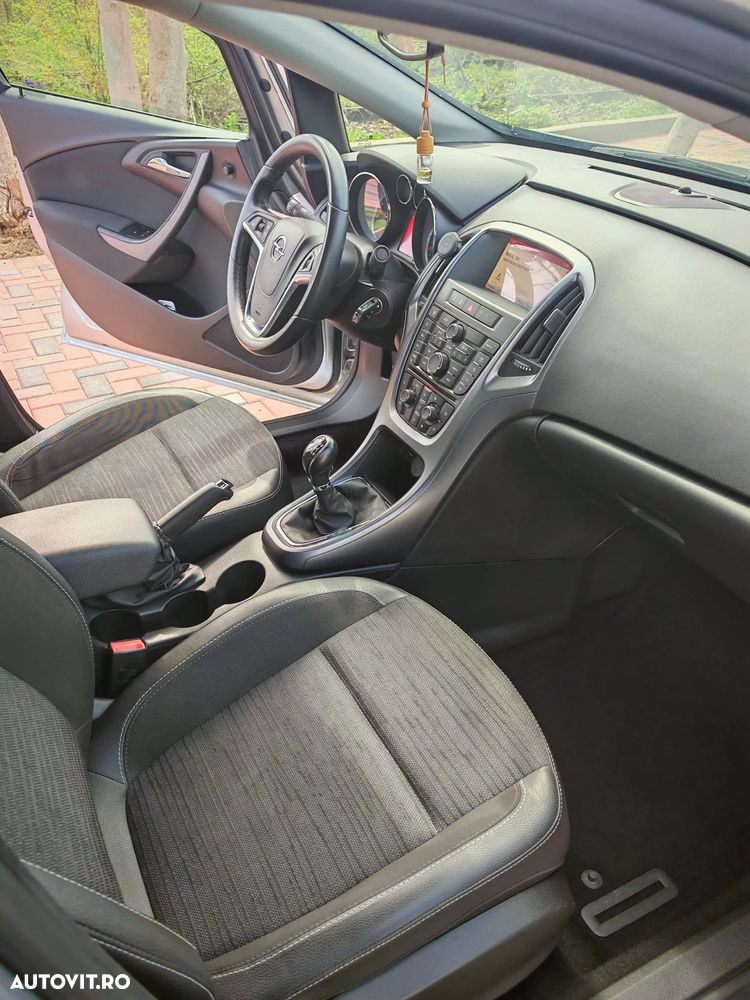 Opel Astra 1.4 ECOTEC Turbo Enjoy - 21