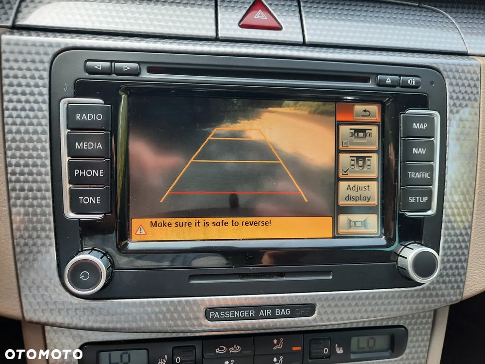 Volkswagen Passat 2.0 TDI DPF Highline - 29