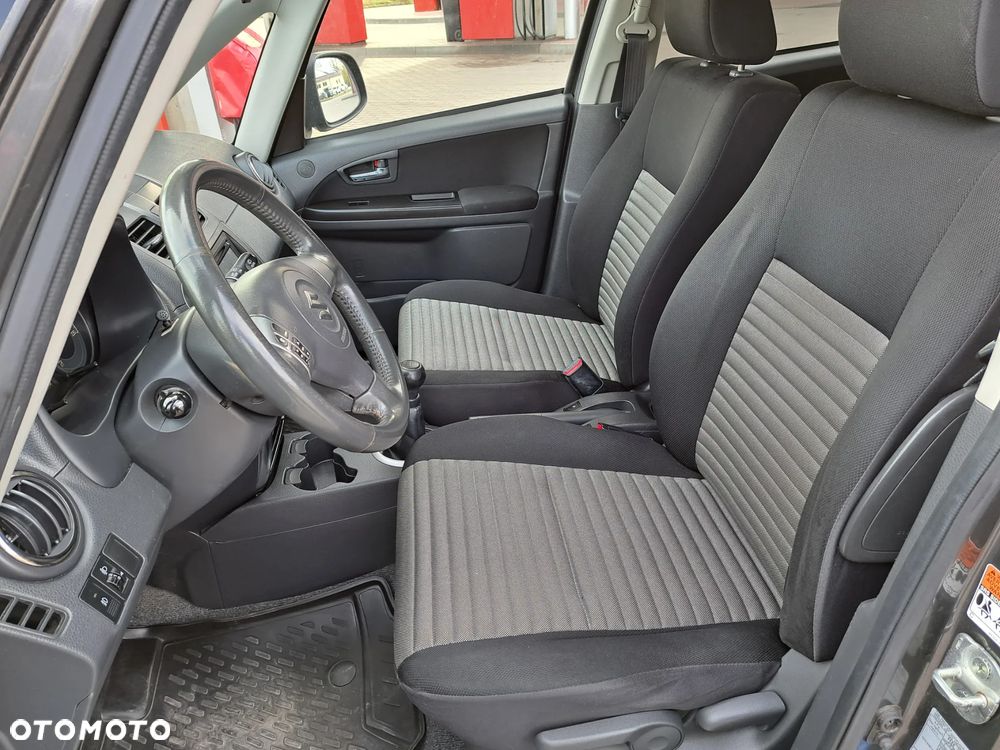 Suzuki SX4 - 17