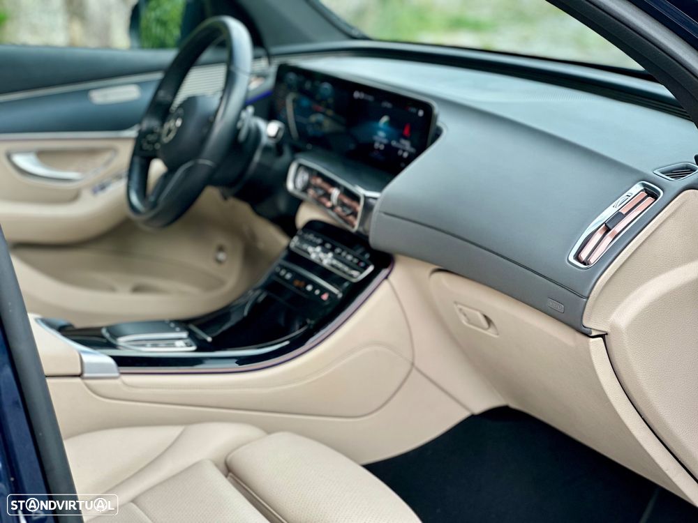 Mercedes-Benz EQC 400 4Matic Electric Art - 27