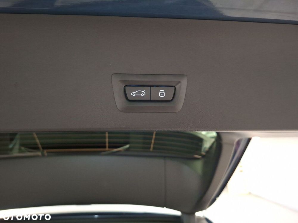 BMW X3 xDrive20 mHEV - 19