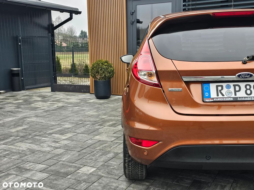 Ford Fiesta 1.0 EcoBoost Titanium - 35