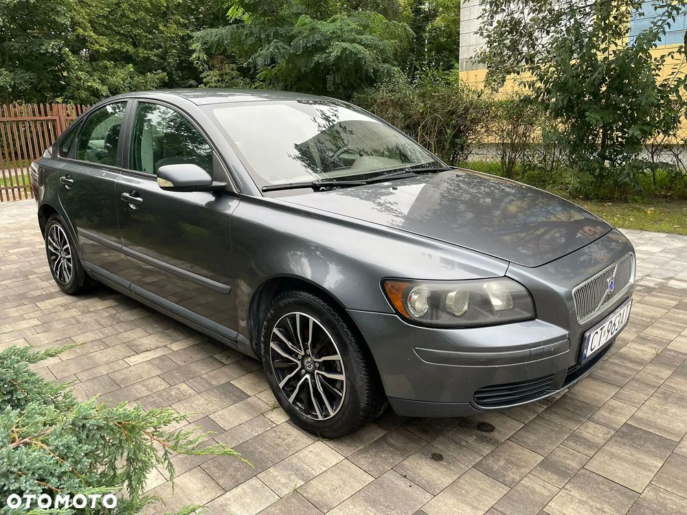 Volvo S40 2.0D Momentum - 1