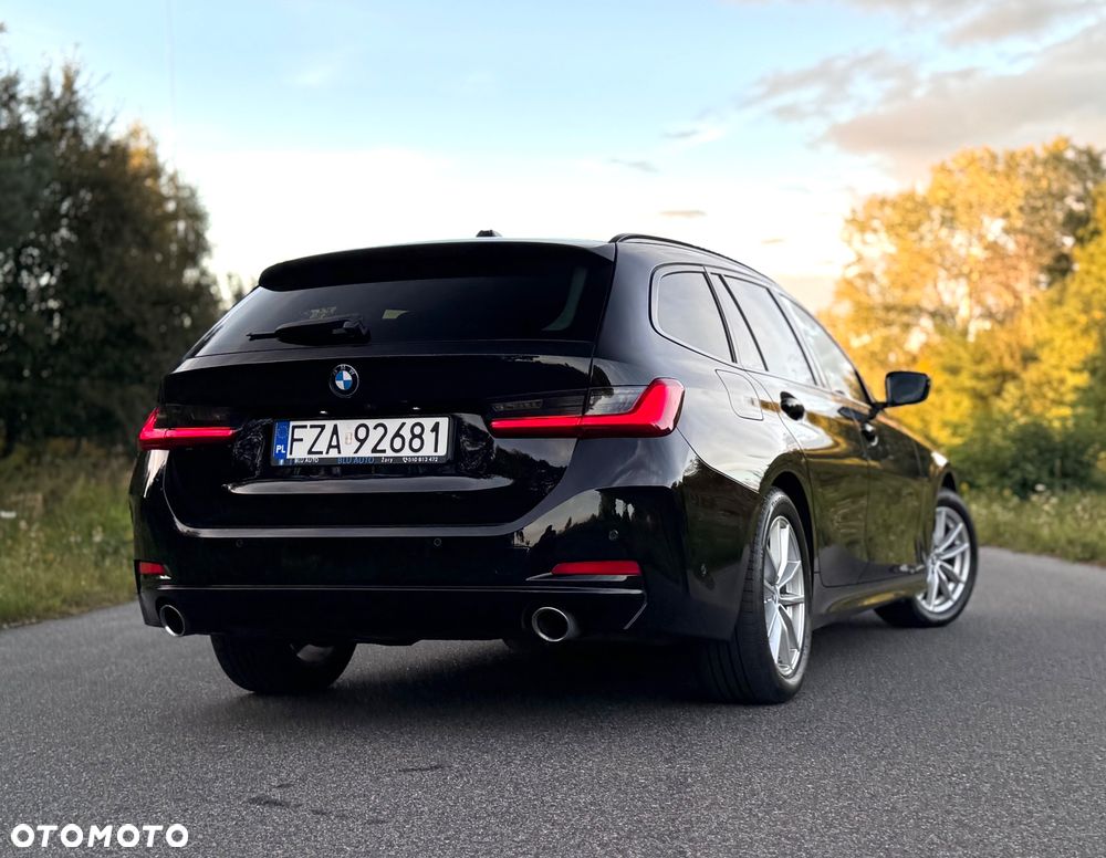 BMW Seria 3 318d Touring Sport Line - 10
