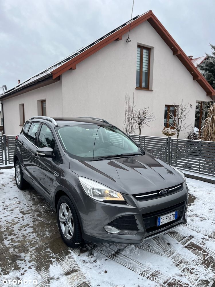 Ford Kuga - 27
