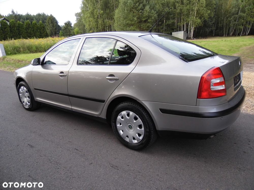 Skoda Octavia 1.6 Team Edition - 7