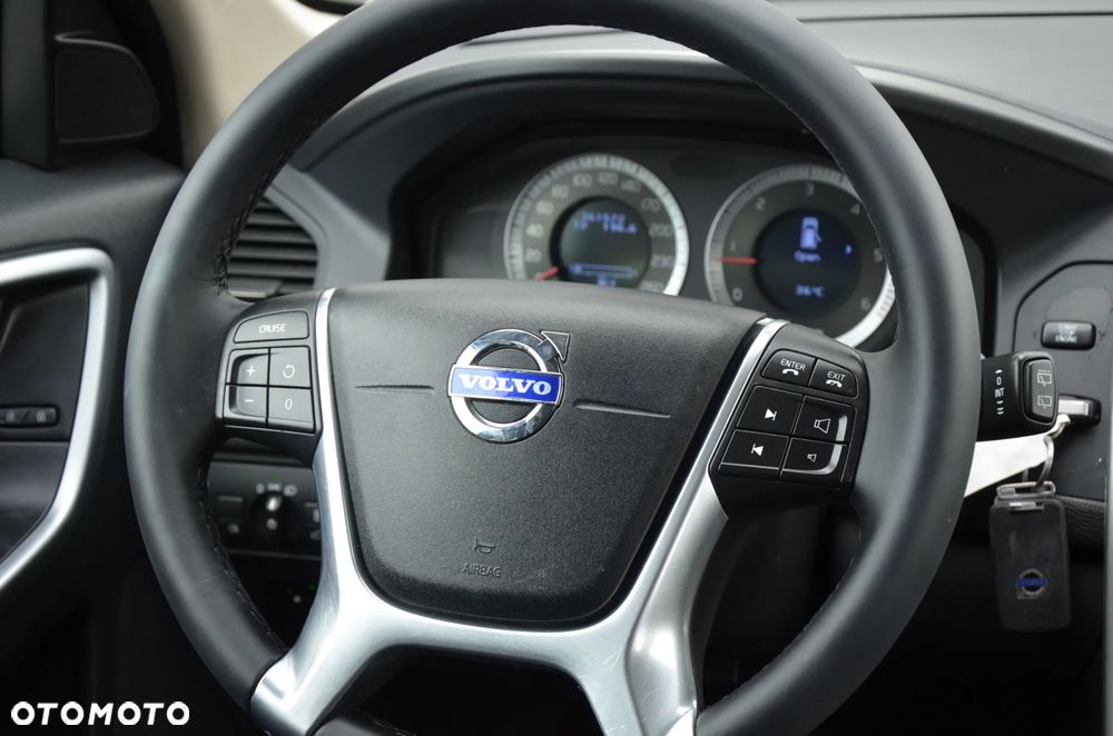 Volvo XC 60 - 18