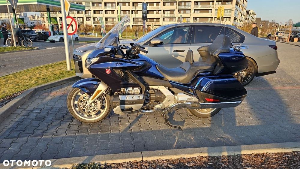 Honda GL - 8
