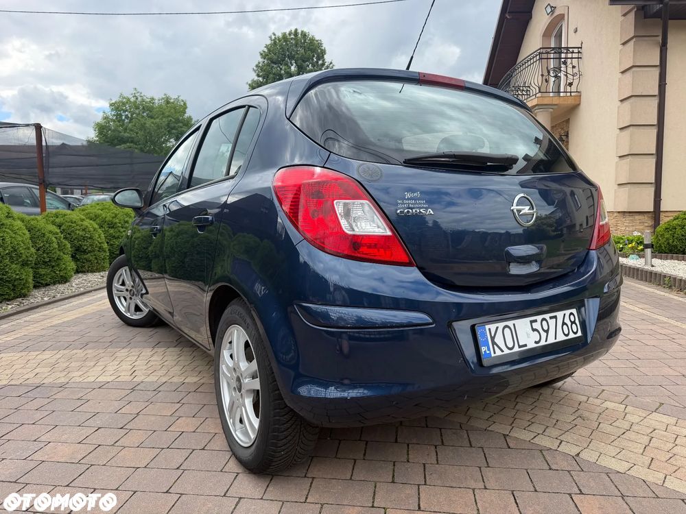 Opel Corsa 1.4 16V Edition - 4