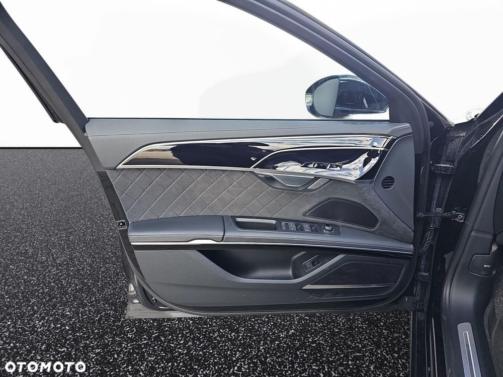 Audi A8 - 9