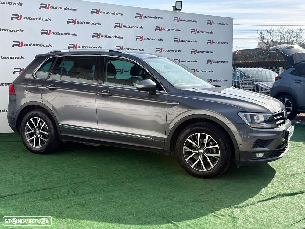VW Tiguan 2.0 TDI Confortline DSG - 9