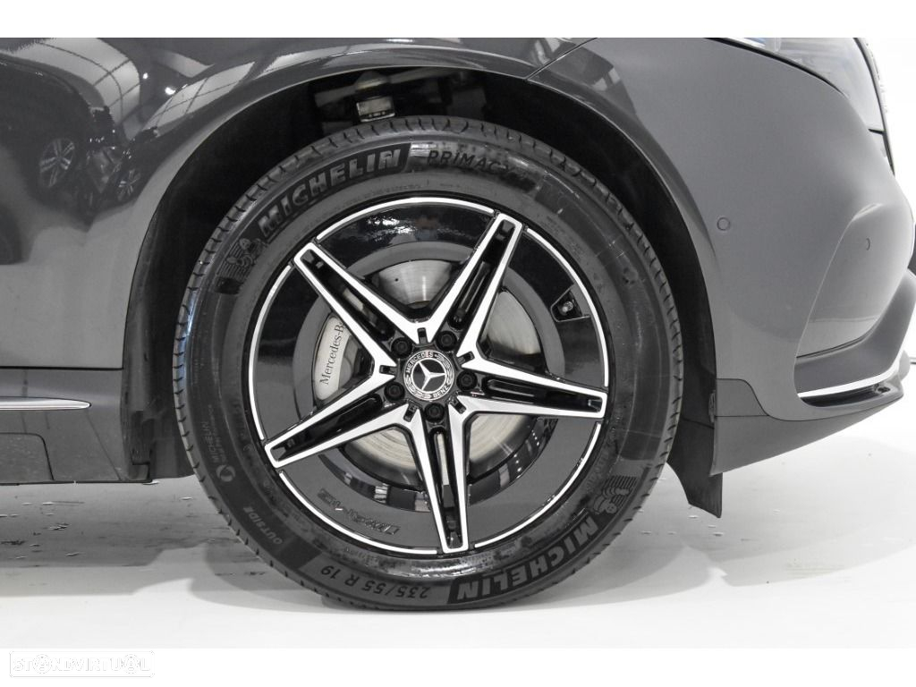 Mercedes-Benz EQC - 7