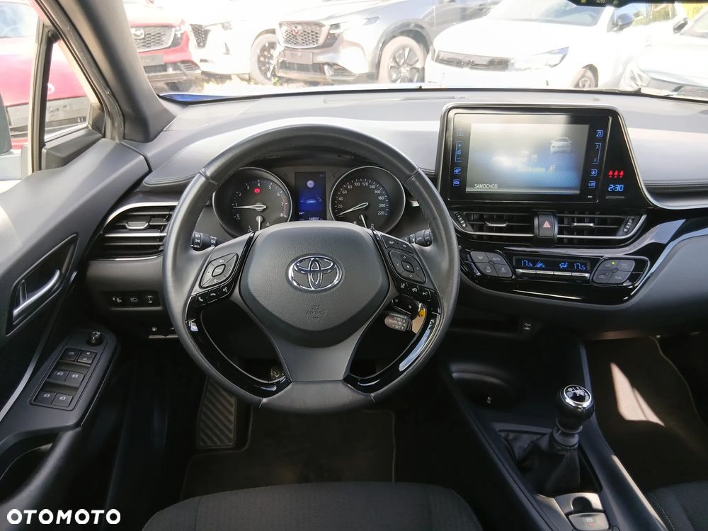 Toyota C-HR 1.2 T Premium - 6