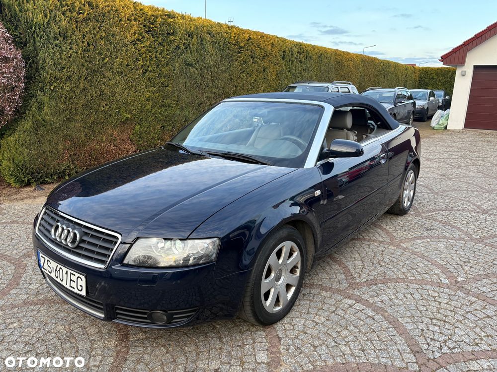 Audi A4 Cabrio 2.4 - 33