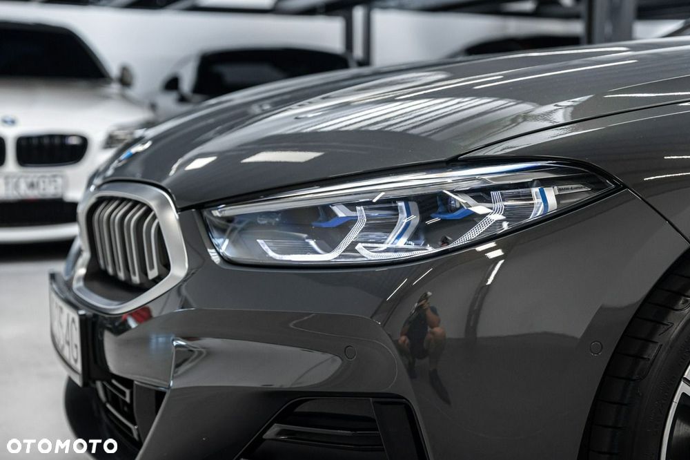 BMW Seria 8 840i - 16