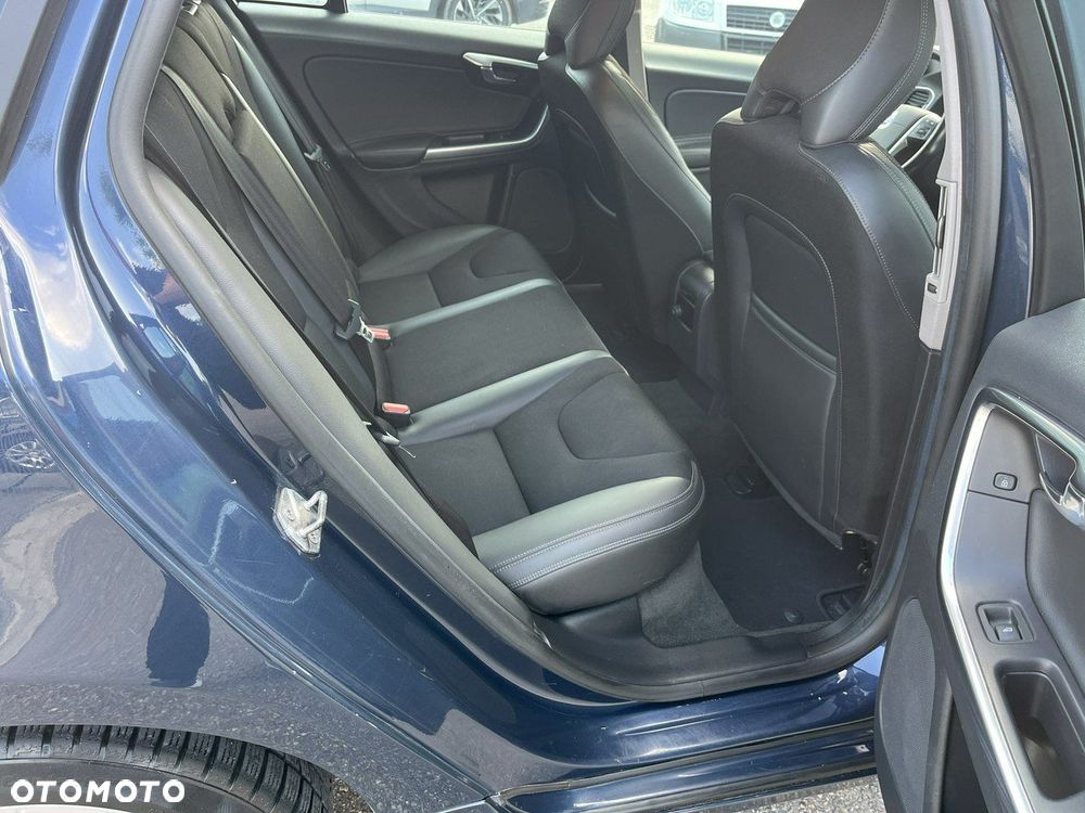 Volvo V60 - 19