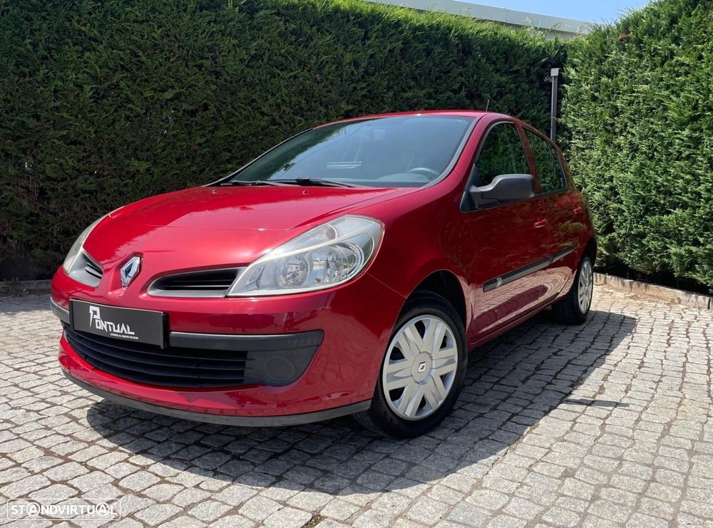 Renault Clio 1.2 16V Dynamique - 1