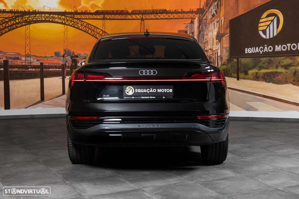 Audi Q8 e-Tron Sportback 55 quattro Advanced - 4