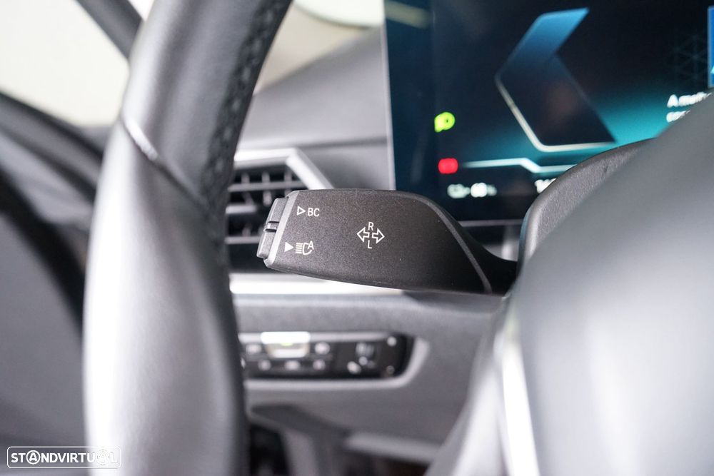 BMW i4 eDrive40 Desportiva M - 27