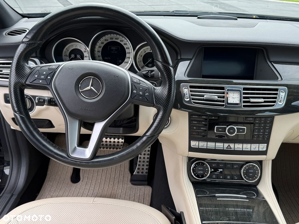 Mercedes-Benz CLS 500 4-Matic 9G-TRONIC - 9