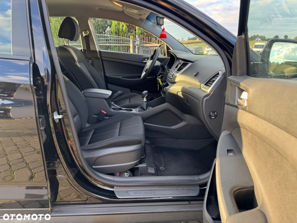 Hyundai Tucson 1.7 CRDI BlueDrive Classic 2WD - 14