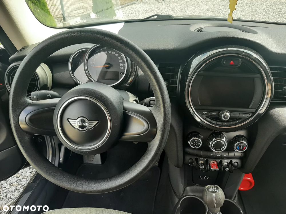 MINI ONE D Blackyard - 11