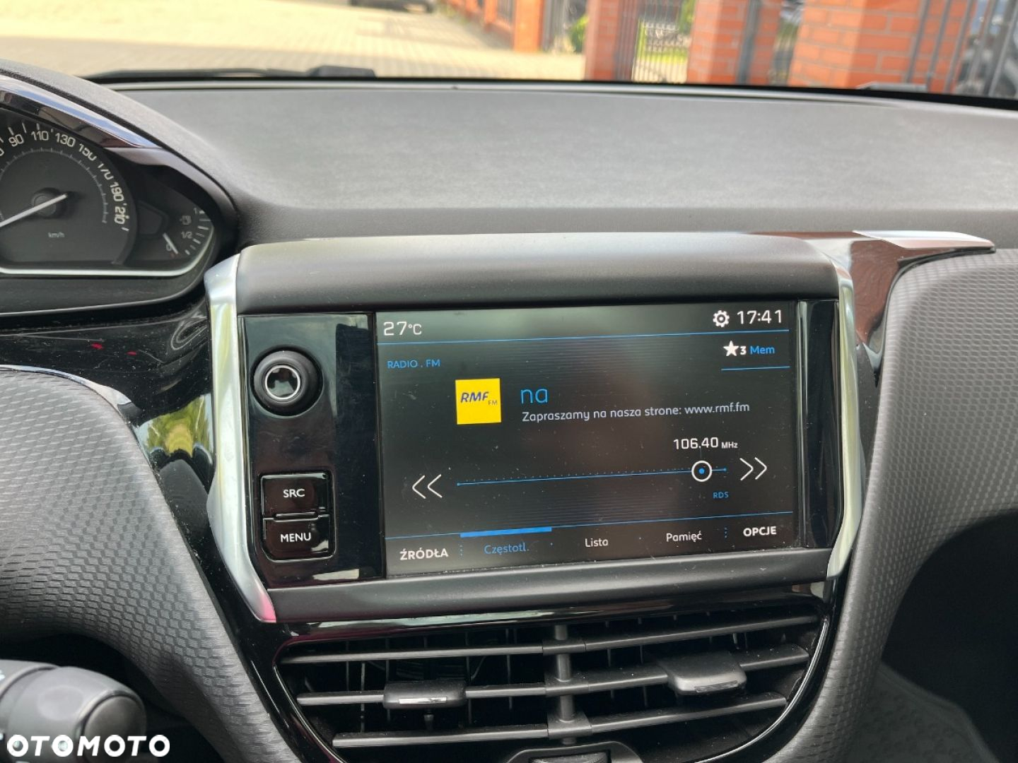 Peugeot 208 Blue-HDi 100 Stop&Start Style - 11