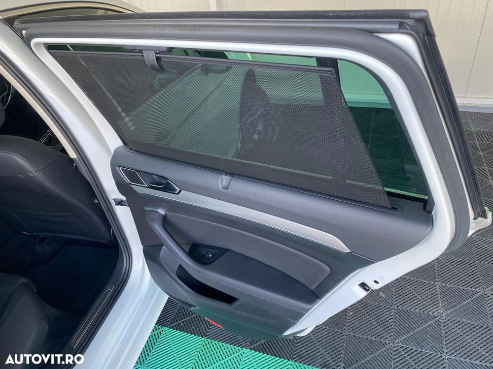 Volkswagen Passat - 28